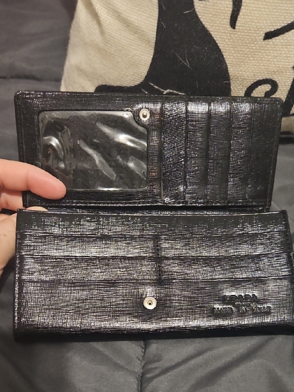 Prada Black Textured Saffiano Long Wallet - Picture 4 of 6